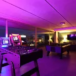 Luxury Lumina With Arcade & Pool Table, Ps5 *