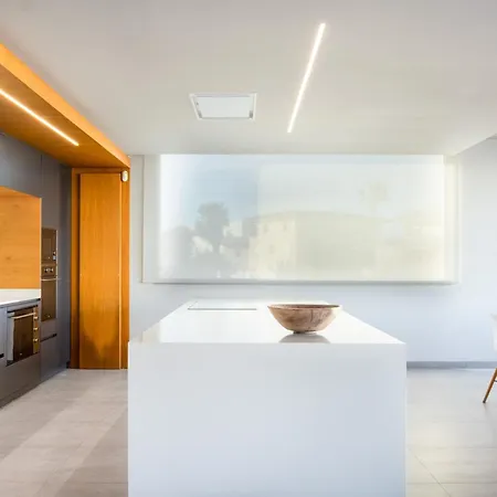 Luxury Lumina With Arcade & Pool Table, Ps5 Villa *
