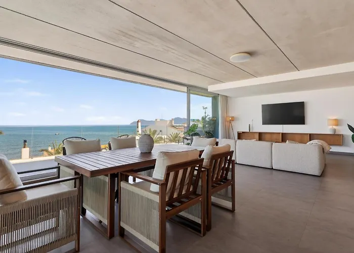 فيلة Luxury Mar With Arcade & Pool Table, Ps5 *