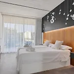 Luxury Lumina With Arcade & Pool Table, Ps5