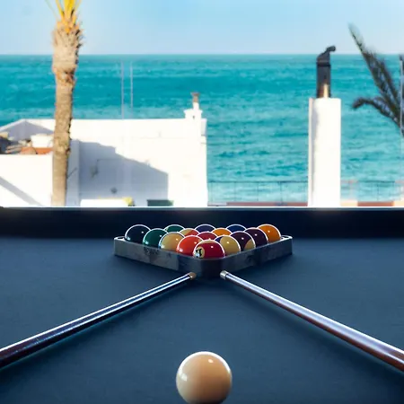Luxury Lumina With Arcade & Pool Table, Ps5 *