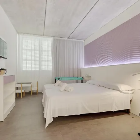 Luxury Lumina With Arcade & Pool Table, Ps5 Can Picafort (Mallorca)