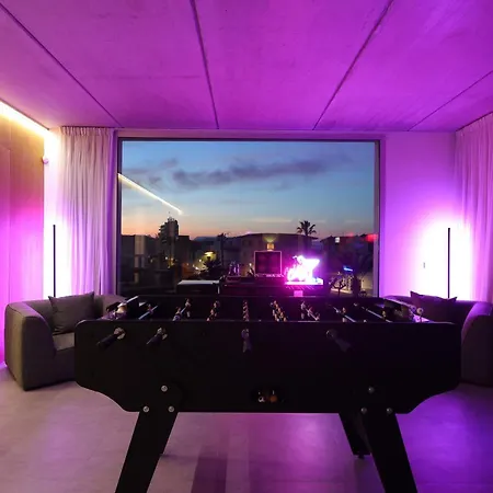 Villa Luxury Lumina With Arcade & Pool Table, Ps5