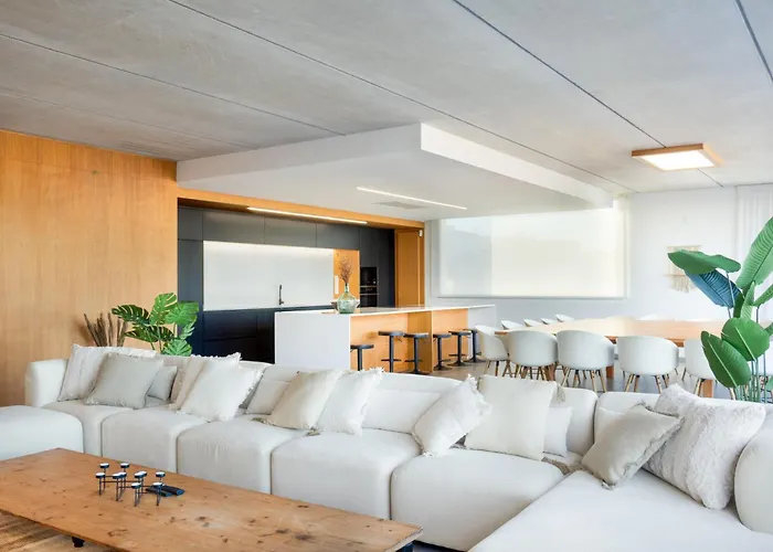 Villa Luxury Mar With Arcade & Pool Table, Ps5