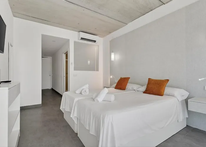 Luxury Mar With Arcade & Pool Table, Ps5 Villa *