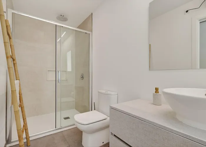 Luxury Mar With Arcade & Pool Table, Ps5 *