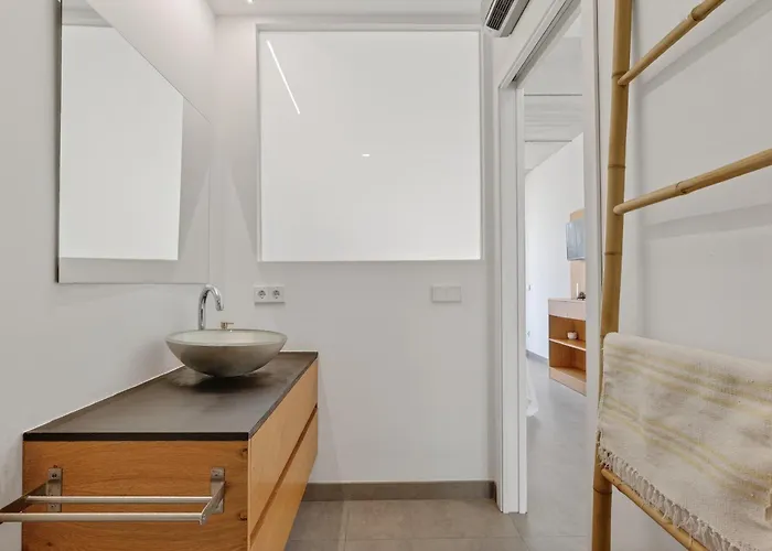 Luxury Mar With Arcade & Pool Table, Ps5 Villa *