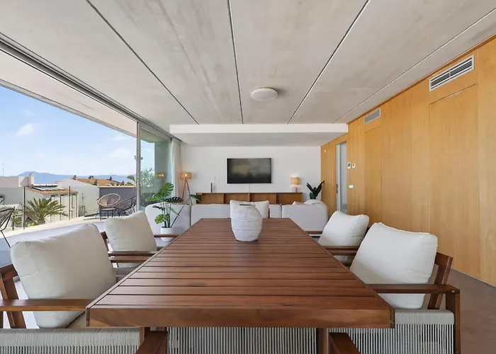 Luxury Mar With Arcade & Pool Table, Ps5