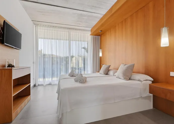 Luxury Mar With Arcade & Pool Table, Ps5